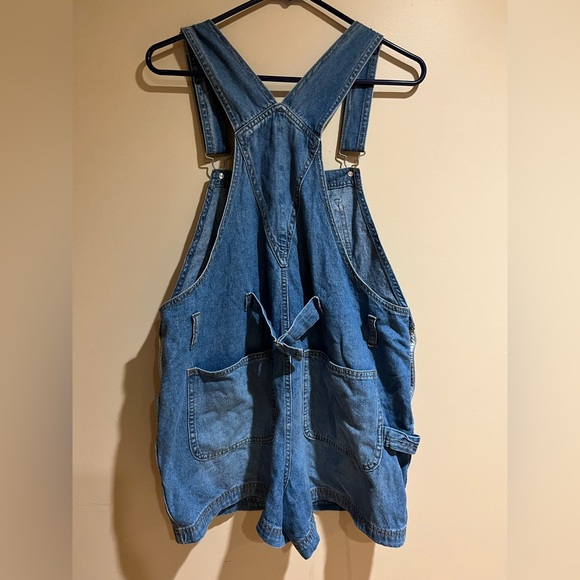 Jean Short Overalls - Picture 2 of 3